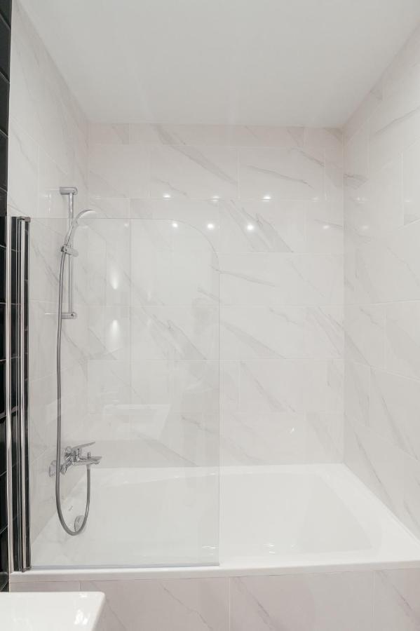 Pearl Premium Apartments 5 Kiev Eksteriør bilde